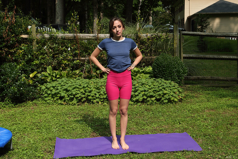 Алиса, 18 лет, 0 размер груди